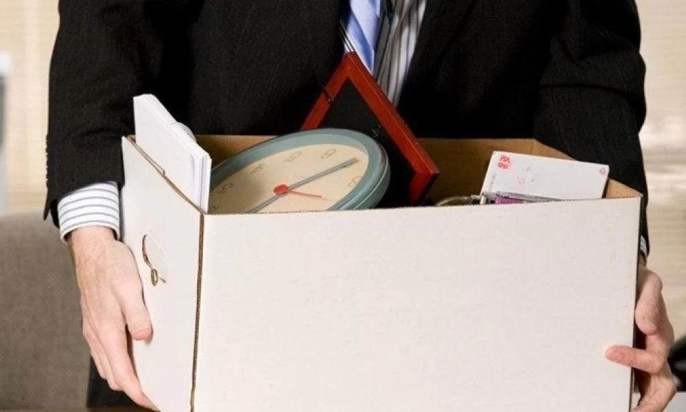 Φόβοι για σαρωτικό κύμα απολύσεων από το φθινόπωρο - Πως θα ανακοπεί